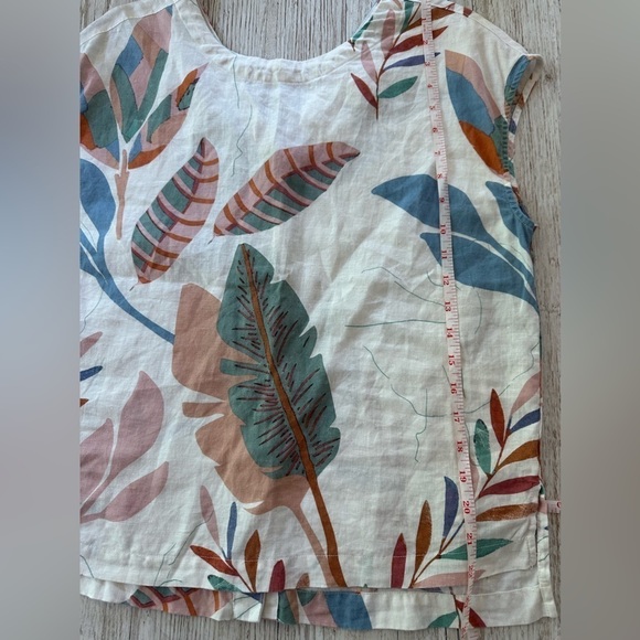 Cynthia Rowley 100% Linen Leaf Button Back Short Sleeve Top Shirt size Small - Picture 9 of 10